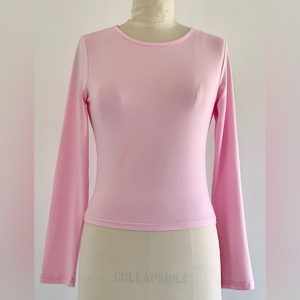 Women’s Pink Long Sleeve Crew Neck  Stretch Knit Top Medium NWOT